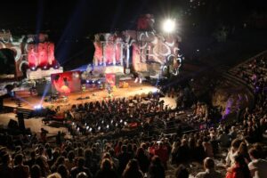 Taormina, al via la 70^ edizione del ‘Film Festival’: Nastri d’Argento e Premio Manfredi nella serata d’apertura