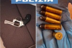 Catania, nasconde la pistola sotto il materasso della culla: 24enne arrestato (VIDEO)