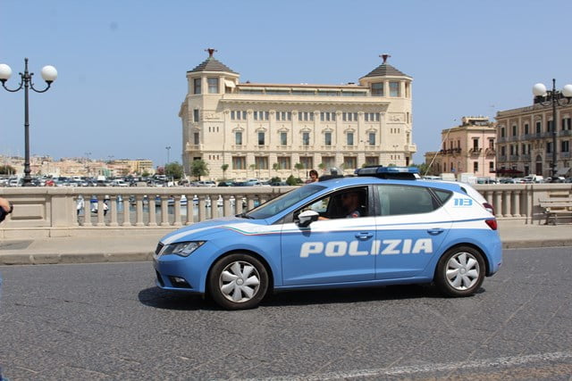 Siracusa, studentesse americane violentate: due giovani incensurati fermati e trasferiti in carcere