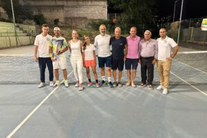 Tennis, la finale del torneo ‘Città di Bronte’ è una festa dello sport: in città boom di racchette grazie alla febbre Sinner