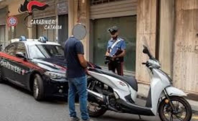 Belpasso, 56enne evade dai domiciliari a bordo di uno scooter: arrestato