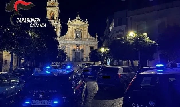 Biancavilla, estate serena: controlli nel centro storico. Multe per oltre 20 mila euro e 6 veicoli sequestrati