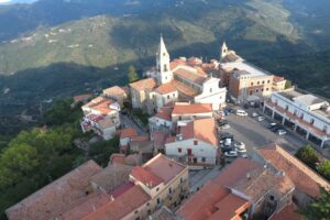 Siccità in Sicilia, solo a Naso (Me) c’è l’acqua: da nuovo pozzo sgorgano 300 litri al minuto