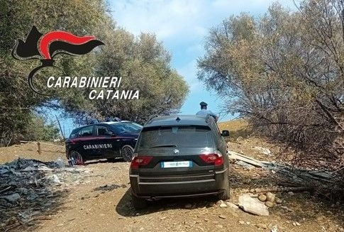 Misterbianco, 23enne segue in auto le indicazioni del navigatore e si smarrisce in aperta campagna: Carabinieri la rintracciano