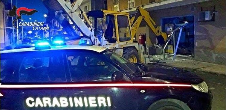 Catania, estorsione a un’azienda agricola: 3 persone arrestate dai Carabinieri di Paternó e Augusta