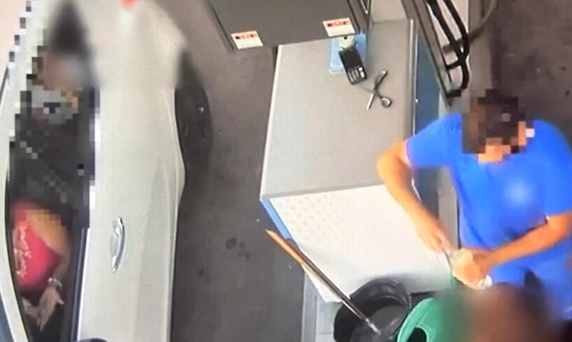 Catania, fuoco a una 26enne dopo lite sul fidanzatino: il video dell’acquisto della benzina (VIDEO)