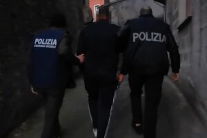 Catania, in carcere due esponenti del clan Pillera-Puntina: nel 2023 coinvolti nell’operazione ’Doppio Petto’