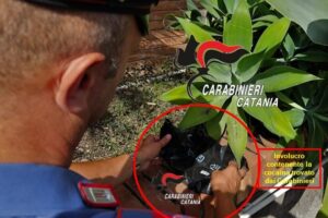 Acireale, spacciatore di cocaina ‘al lavoro’ con la bici elettrica: 18enne di Nicolosi arrestato in flagranza Acireale, spacciatore di cocaina ‘al lavoro’ con la bici elettrica: 18enne di Nicolosi arrestato in flagranza