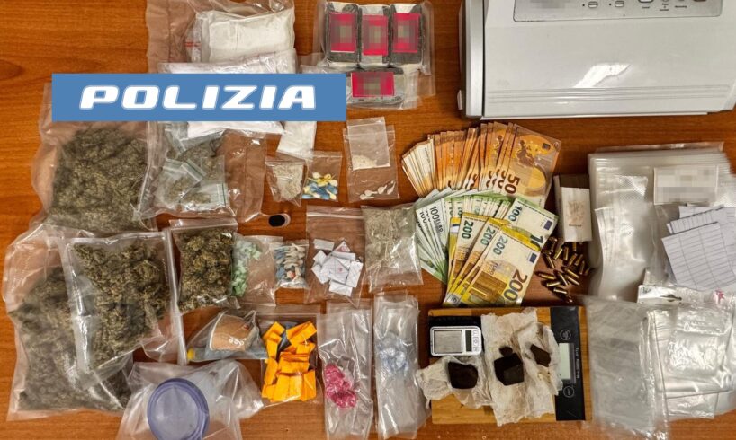 Catania, market della droga in un appartamento di San Francesco la Rena: sequestrati 1 kg di droga e munizioni. In carcere 43enne