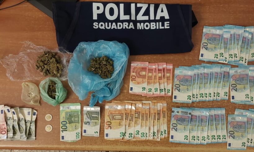 Catania, pusher 22enne sorpreso con crack e marijuana per le stradine di San Berillo: arrestato