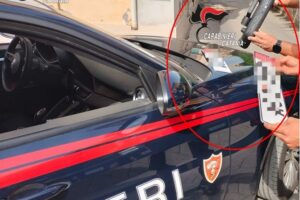 Giarre, 3 ladri al lavoro sulla centralina di un’auto appena rubata a Linguaglossa: denunciati