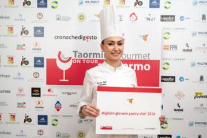 Taormina, Irene Cavallaro vince ‘Dulcis in Sicily’ tra i giovani pasticcieri: “Passione ereditata da mia madre”