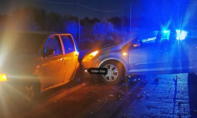 SS 284, scontro tra auto allo svincolo Scalilli in territorio di Paternò: 5 persone ferite