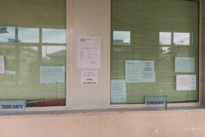 S. M. di Licodia, un container come sede provvisoria dell’ufficio postale: al via i lavori di ammodernamento della sede